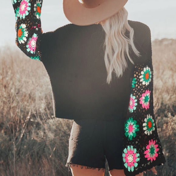 Black Floral Crochet Bell Sleeve Loose‎ Sweater - Picture 1 of 13